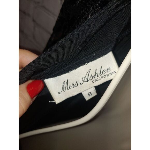 Miss Ashlee VINTAGE Women's Size 8 Black Lace Gown - Picture 4 of 12